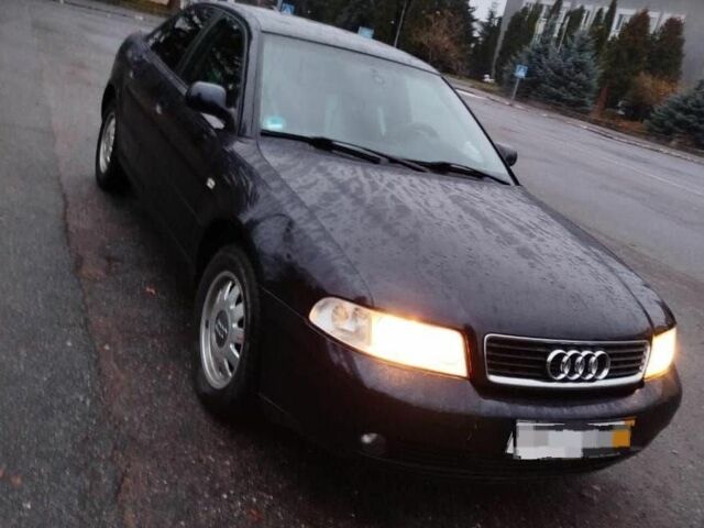 Черный Ауди А4, объемом двигателя 1.8 л и пробегом 236 тыс. км за 3213 $, фото 16 на Automoto.ua