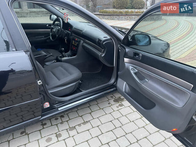 Чорний Ауді А4, об'ємом двигуна 1.6 л та пробігом 378 тис. км за 3200 $, фото 27 на Automoto.ua