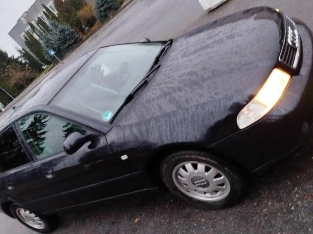 Черный Ауди А4, объемом двигателя 1.8 л и пробегом 236 тыс. км за 3213 $, фото 10 на Automoto.ua