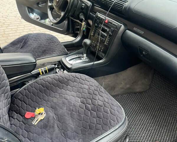 Чорний Ауді А4, об'ємом двигуна 1.8 л та пробігом 362 тис. км за 3750 $, фото 15 на Automoto.ua