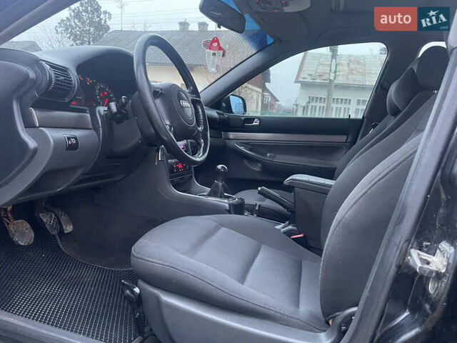 Чорний Ауді А4, об'ємом двигуна 1.6 л та пробігом 378 тис. км за 3200 $, фото 18 на Automoto.ua