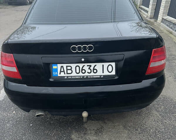 Черный Ауди А4, объемом двигателя 1.6 л и пробегом 206 тыс. км за 3800 $, фото 9 на Automoto.ua