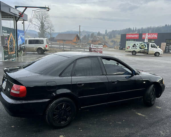 Чорний Ауді А4, об'ємом двигуна 1.8 л та пробігом 362 тис. км за 3750 $, фото 4 на Automoto.ua