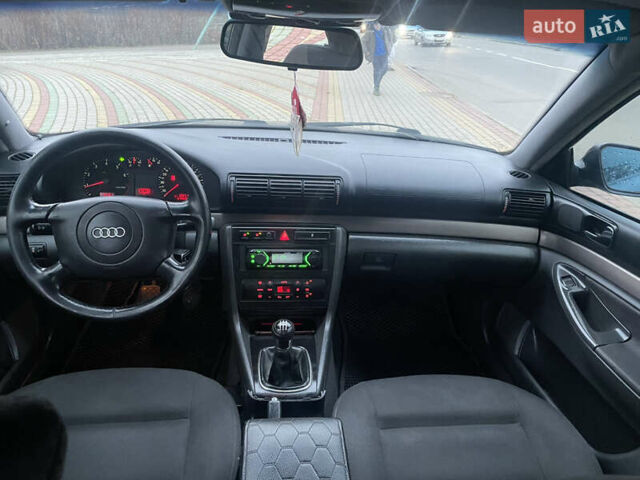 Чорний Ауді А4, об'ємом двигуна 1.6 л та пробігом 378 тис. км за 3200 $, фото 12 на Automoto.ua