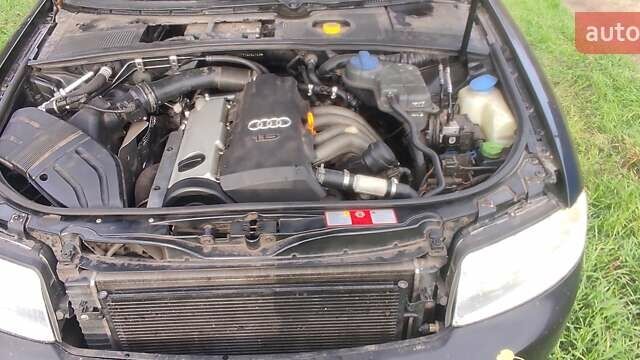 Черный Ауди А4, объемом двигателя 1.6 л и пробегом 340 тыс. км за 5500 $, фото 2 на Automoto.ua