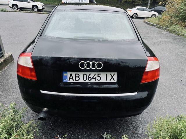 Черный Ауди А4, объемом двигателя 2 л и пробегом 400 тыс. км за 3800 $, фото 7 на Automoto.ua