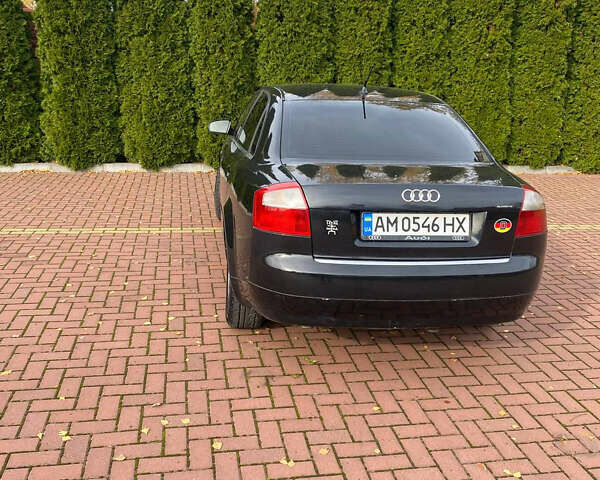 Ауді А4 2001 у Хмельницькому на Automoto.ua Чорний Ауді А4, об'ємом двигуна 2.5 л та пробігом 305 тис. км за 4700 $, фото 9 на Automoto.ua