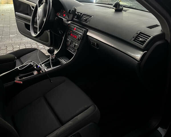 Черный Ауди А4, объемом двигателя 1.9 л и пробегом 380 тыс. км за 5600 $, фото 8 на Automoto.ua