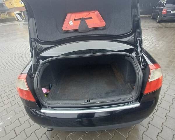 Черный Ауди А4, объемом двигателя 2 л и пробегом 291 тыс. км за 4700 $, фото 8 на Automoto.ua