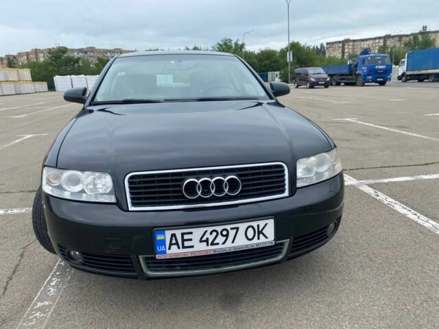 Черный Ауди А4, объемом двигателя 2 л и пробегом 365 тыс. км за 5600 $, фото 8 на Automoto.ua