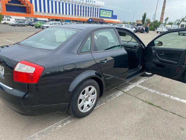 Черный Ауди А4, объемом двигателя 2 л и пробегом 365 тыс. км за 5600 $, фото 7 на Automoto.ua