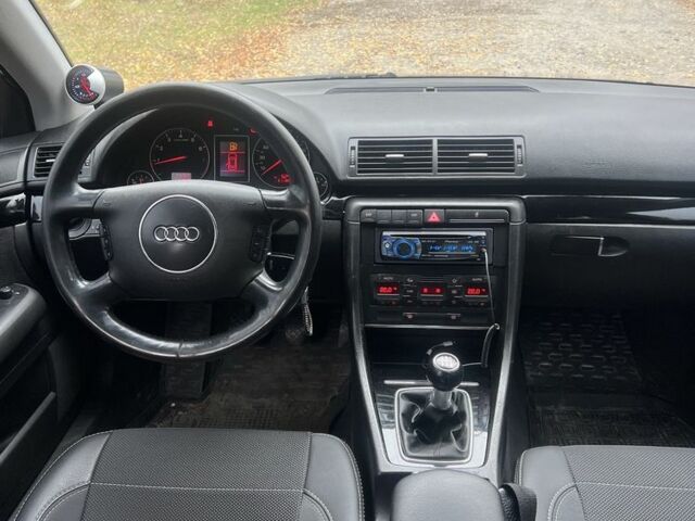 Чорний Ауді А4, об'ємом двигуна 1.8 л та пробігом 212 тис. км за 4700 $, фото 8 на Automoto.ua