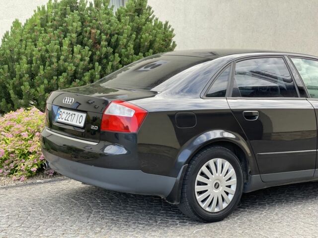 Черный Ауди А4, объемом двигателя 2 л и пробегом 220 тыс. км за 4350 $, фото 12 на Automoto.ua