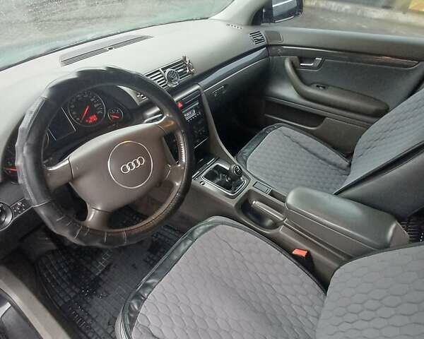 Черный Ауди А4, объемом двигателя 2 л и пробегом 291 тыс. км за 4700 $, фото 17 на Automoto.ua