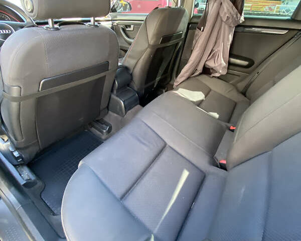 Черный Ауди А4, объемом двигателя 1.6 л и пробегом 260 тыс. км за 4499 $, фото 11 на Automoto.ua