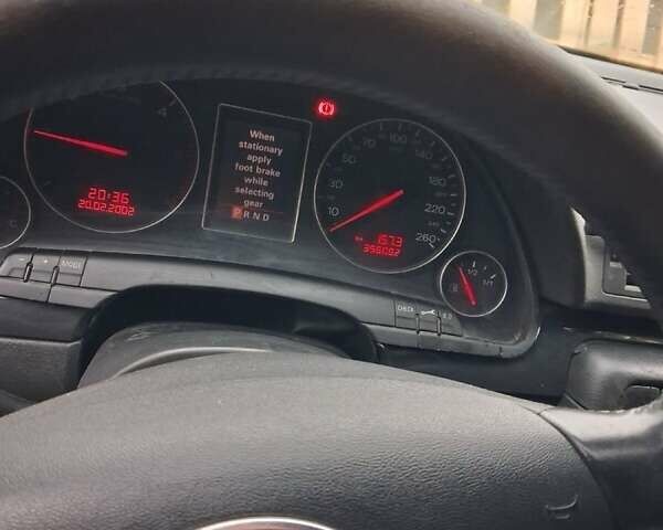 Чорний Ауді А4, об'ємом двигуна 2.5 л та пробігом 356 тис. км за 4700 $, фото 4 на Automoto.ua