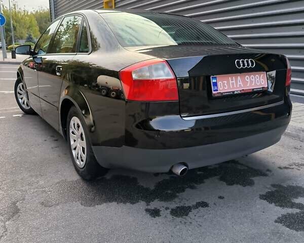 Ауді А4 2002 у Василькове на Automoto.ua Чорний Ауді А4, об'ємом двигуна 2 л та пробігом 183 тис. км за 5200 $, фото 9 на Automoto.ua