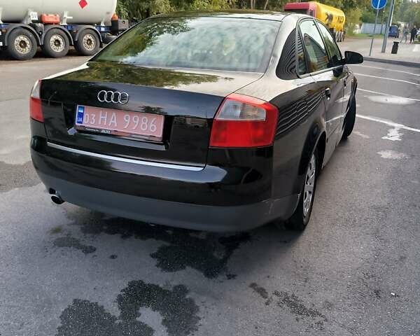 Ауді А4 2002 у Василькове на Automoto.ua Чорний Ауді А4, об'ємом двигуна 2 л та пробігом 183 тис. км за 5200 $, фото 10 на Automoto.ua