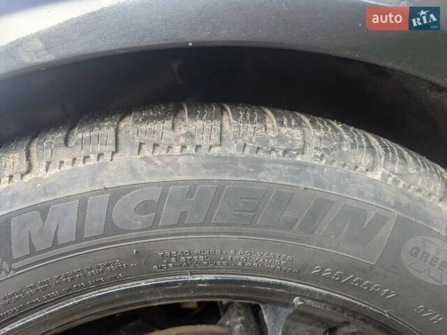 Черный Ауди А4, объемом двигателя 1.98 л и пробегом 424 тыс. км за 3500 $, фото 8 на Automoto.ua