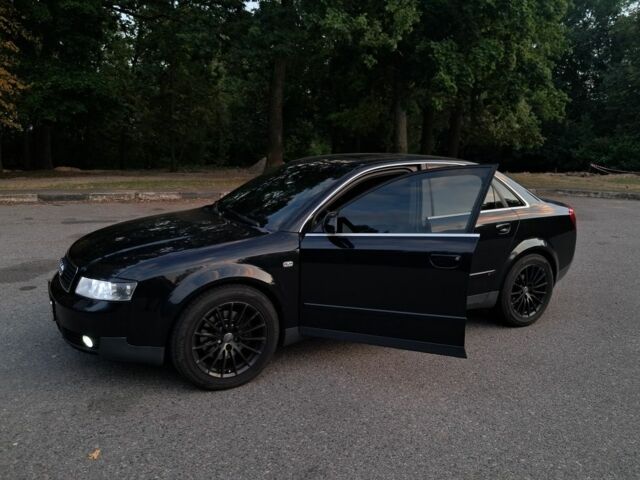 Черный Ауди А4, объемом двигателя 2.5 л и пробегом 365 тыс. км за 4900 $, фото 10 на Automoto.ua