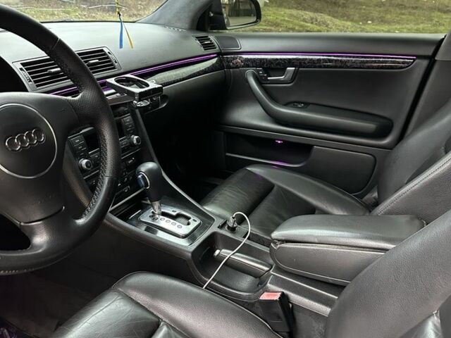 Черный Ауди А4, объемом двигателя 1.8 л и пробегом 295 тыс. км за 5600 $, фото 13 на Automoto.ua