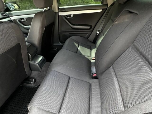 Чорний Ауді А4, об'ємом двигуна 2.5 л та пробігом 242 тис. км за 4700 $, фото 7 на Automoto.ua