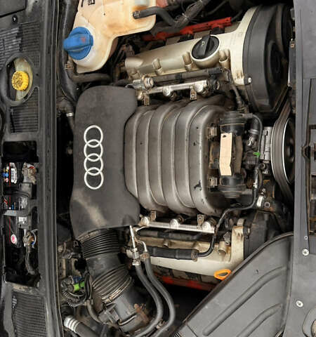 Чорний Ауді А4, об'ємом двигуна 3 л та пробігом 237 тис. км за 5000 $, фото 58 на Automoto.ua