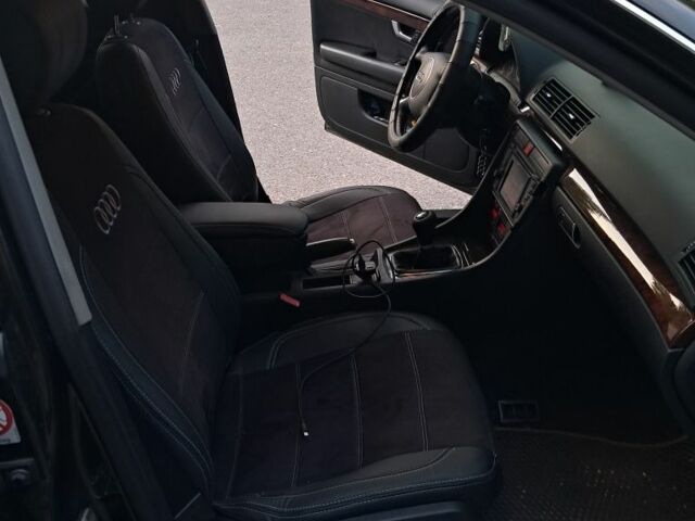 Черный Ауди А4, объемом двигателя 2.5 л и пробегом 365 тыс. км за 4900 $, фото 8 на Automoto.ua