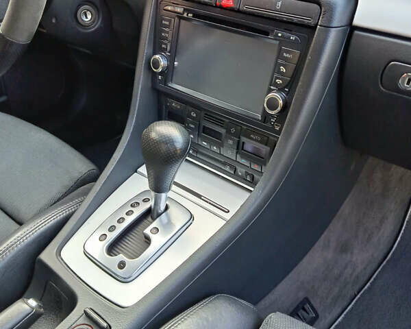 Чорний Ауді А4, об'ємом двигуна 1.78 л та пробігом 228 тис. км за 6150 $, фото 20 на Automoto.ua