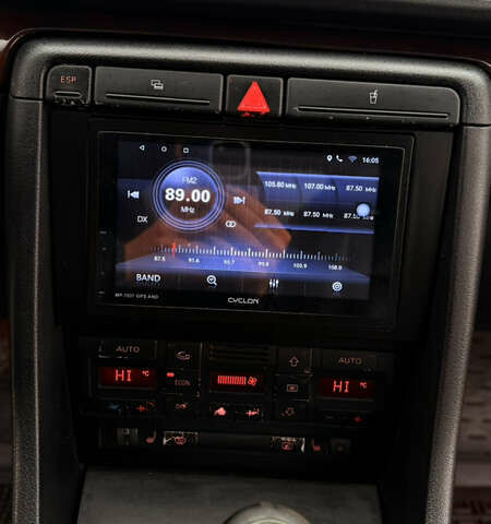 Чорний Ауді А4, об'ємом двигуна 3 л та пробігом 237 тис. км за 5000 $, фото 44 на Automoto.ua