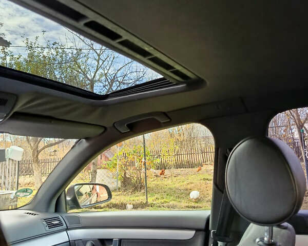 Чорний Ауді А4, об'ємом двигуна 1.78 л та пробігом 228 тис. км за 6150 $, фото 8 на Automoto.ua