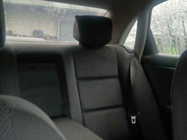 Чорний Ауді А4, об'ємом двигуна 1.9 л та пробігом 360 тис. км за 1999 $, фото 22 на Automoto.ua