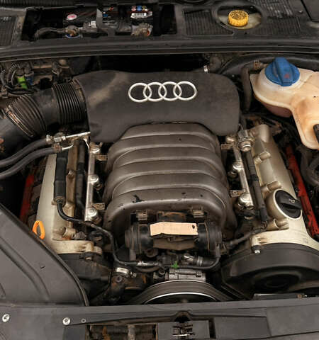 Чорний Ауді А4, об'ємом двигуна 3 л та пробігом 237 тис. км за 5000 $, фото 59 на Automoto.ua