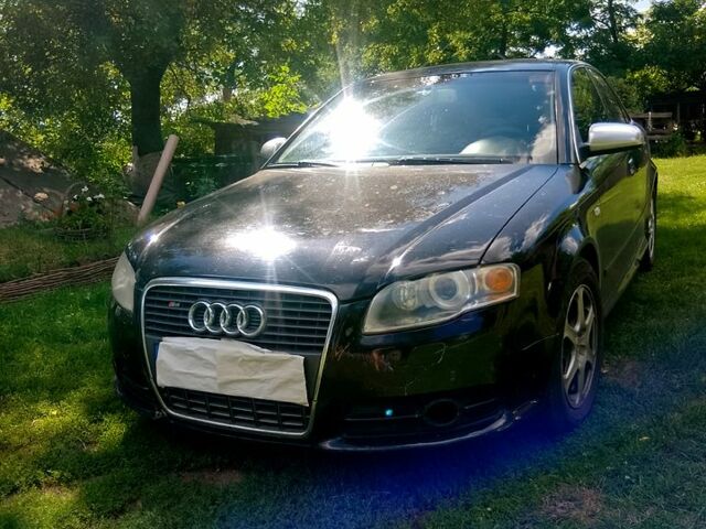 Чорний Ауді А4, об'ємом двигуна 1.8 л та пробігом 345 тис. км за 6000 $, фото 2 на Automoto.ua