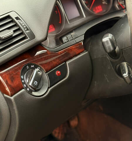 Чорний Ауді А4, об'ємом двигуна 3 л та пробігом 237 тис. км за 5000 $, фото 41 на Automoto.ua