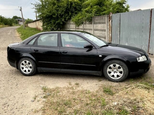 Чорний Ауді А4, об'ємом двигуна 2 л та пробігом 270 тис. км за 4800 $, фото 6 на Automoto.ua