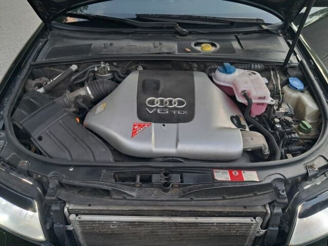 Черный Ауди А4, объемом двигателя 2.5 л и пробегом 365 тыс. км за 4900 $, фото 3 на Automoto.ua