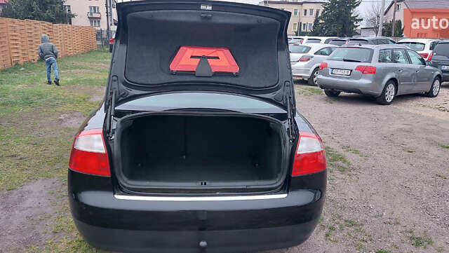 Черный Ауди А4, объемом двигателя 1.9 л и пробегом 280 тыс. км за 4800 $, фото 3 на Automoto.ua