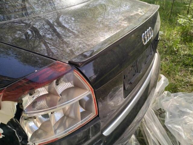 Черный Ауди А4, объемом двигателя 2.5 л и пробегом 260 тыс. км за 1300 $, фото 3 на Automoto.ua