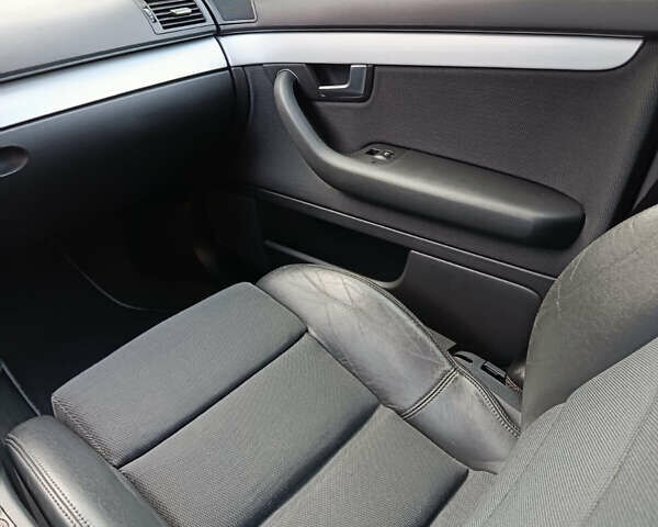 Чорний Ауді А4, об'ємом двигуна 1.78 л та пробігом 228 тис. км за 6150 $, фото 21 на Automoto.ua