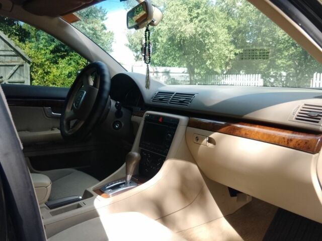 Чорний Ауді А4, об'ємом двигуна 1.8 л та пробігом 368 тис. км за 6000 $, фото 3 на Automoto.ua