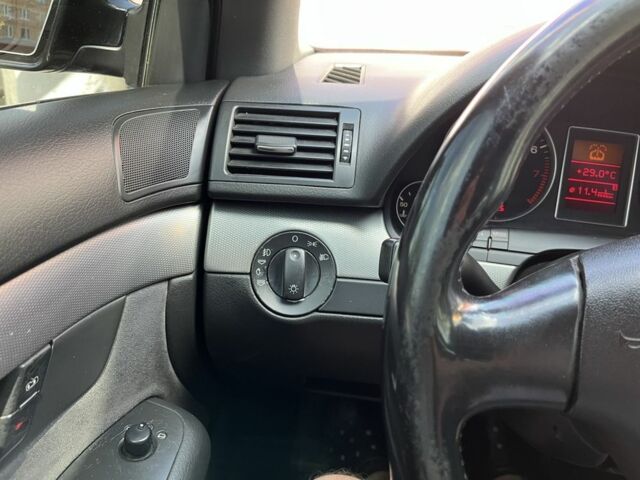 Чорний Ауді А4, об'ємом двигуна 2 л та пробігом 215 тис. км за 6200 $, фото 7 на Automoto.ua