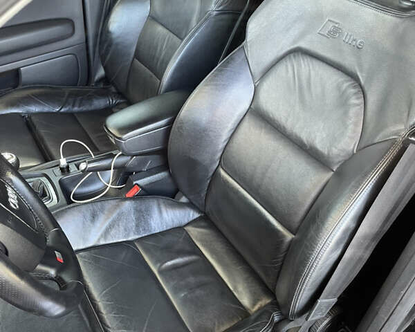 Черный Ауди А4, объемом двигателя 1.8 л и пробегом 250 тыс. км за 6199 $, фото 19 на Automoto.ua
