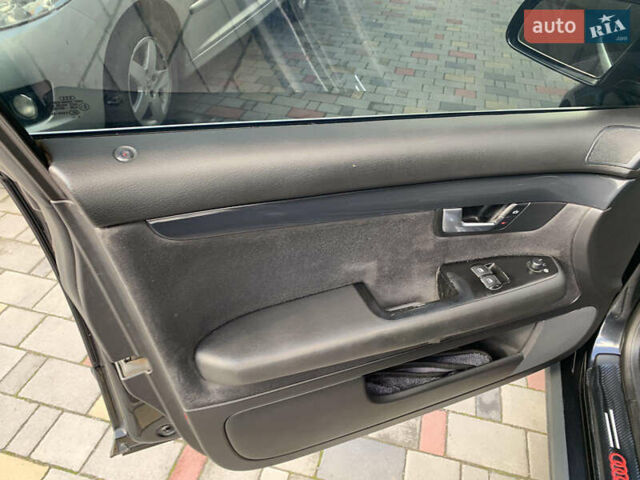 Ауді А4 2004 у Луцьку на Automoto.ua Чорний Ауді А4, об'ємом двигуна 1.98 л та пробігом 307 тис. км за 3850 $, фото 12 на Automoto.ua