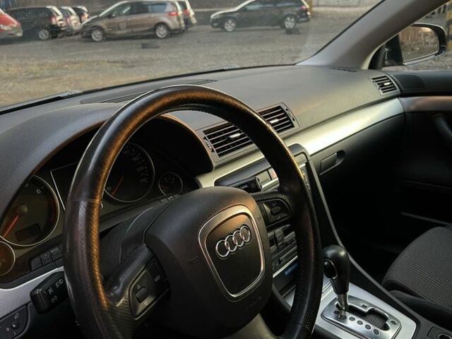 Черный Ауди А4, объемом двигателя 2 л и пробегом 245 тыс. км за 7250 $, фото 5 на Automoto.ua