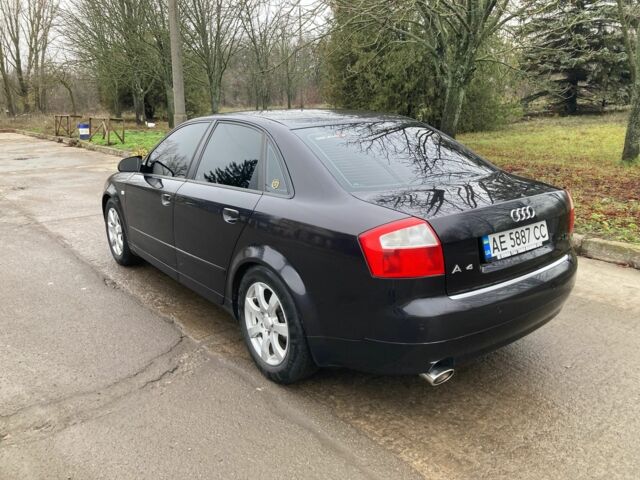 Черный Ауди А4, объемом двигателя 2 л и пробегом 216 тыс. км за 4500 $, фото 4 на Automoto.ua