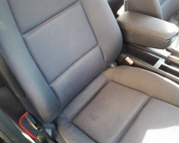 Черный Ауди А4, объемом двигателя 1.6 л и пробегом 213 тыс. км за 5000 $, фото 8 на Automoto.ua