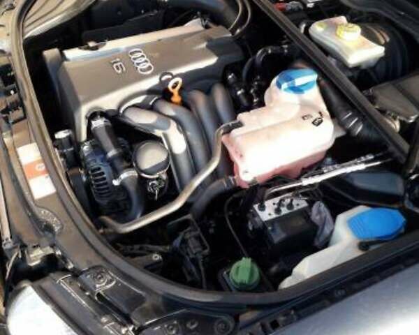 Черный Ауди А4, объемом двигателя 1.6 л и пробегом 213 тыс. км за 5000 $, фото 17 на Automoto.ua