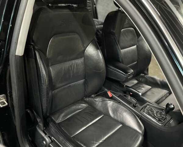 Черный Ауди А4, объемом двигателя 1.8 л и пробегом 250 тыс. км за 6199 $, фото 9 на Automoto.ua