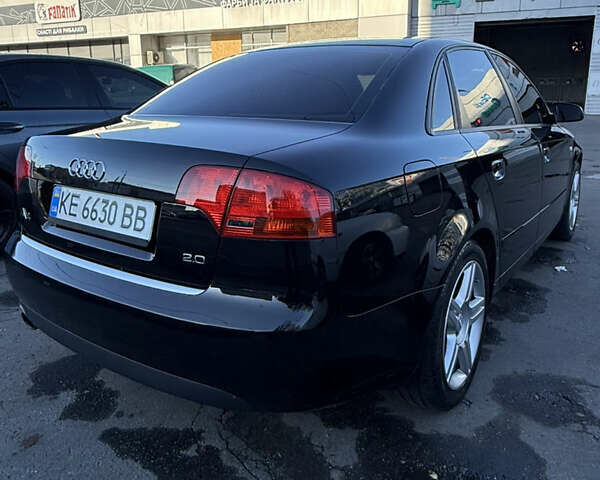 Черный Ауди А4, объемом двигателя 2 л и пробегом 173 тыс. км за 9000 $, фото 6 на Automoto.ua